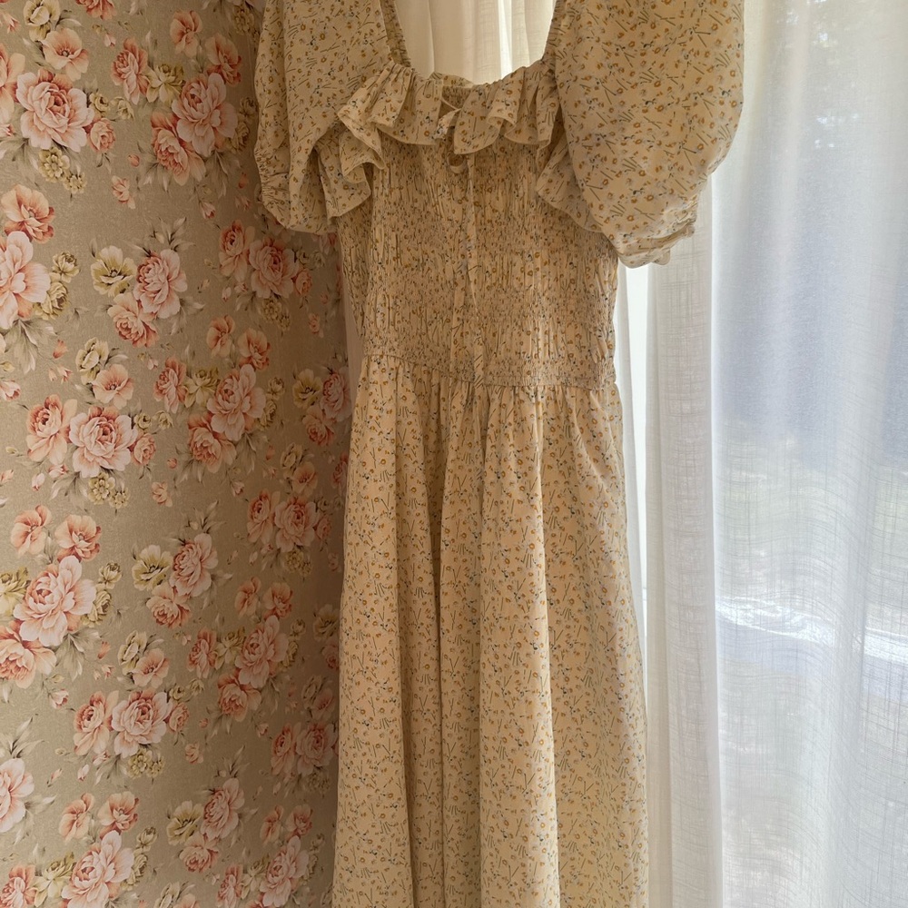 Ivy City Co Floral Puff-Sleeve Women Yellow Dress